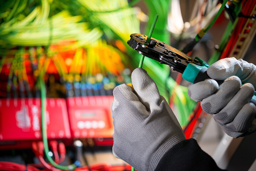 Fiber Optic Installation worker